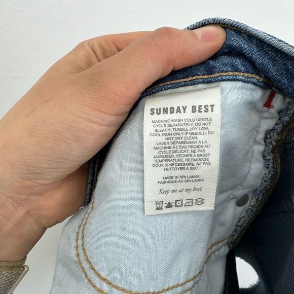 Aritzia Sunday Best 90's Medium Blue Cut Off Max Mid Rise Denim Shorts Size 28 - Picture 13 of 14